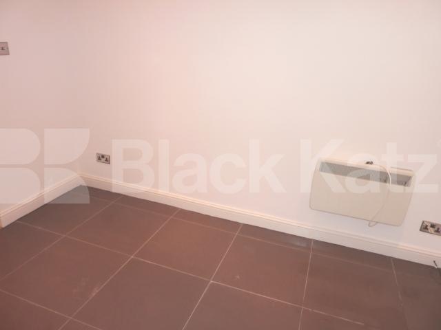 			NEW INSTRUCTION!, Studio Apartment, 1 bath, 1 reception Studio			 Camden High Street, CAMDEN/MORNINGTON CRESCENT